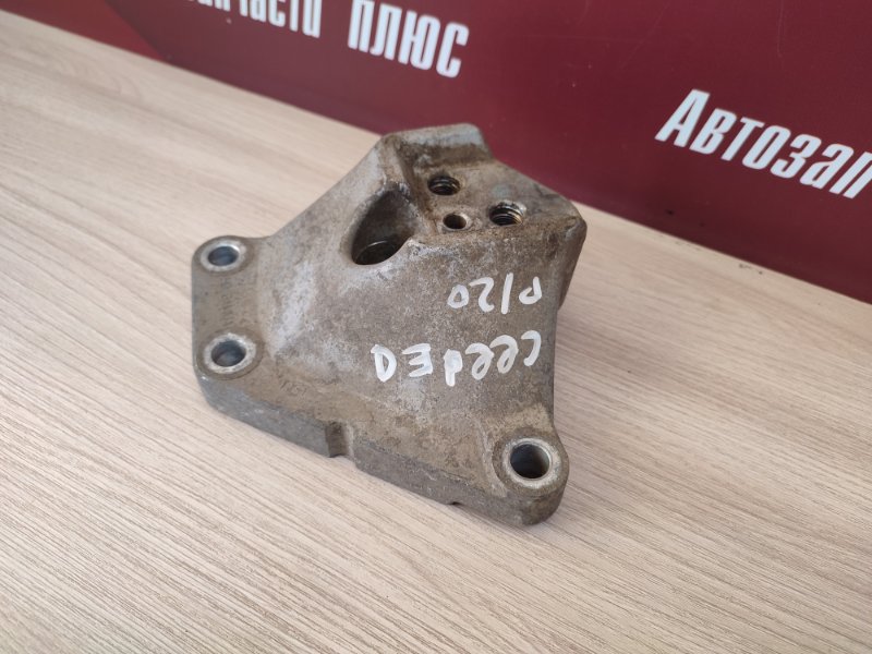 Кронштейн кпп