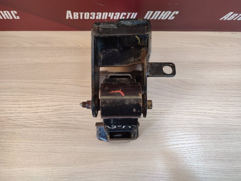 Опора двигателя