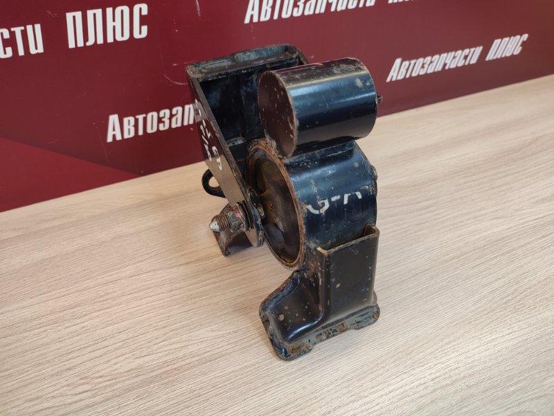 Опора двигателя