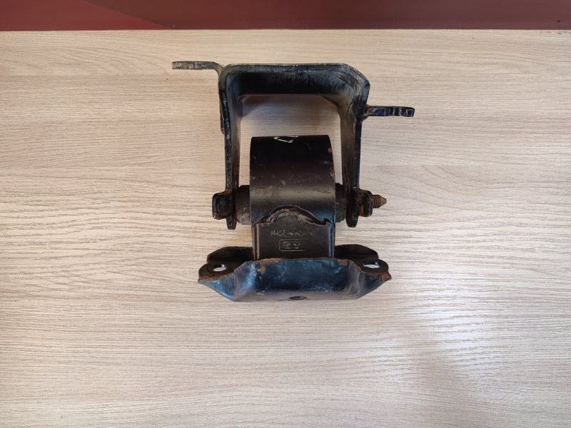 Опора двигателя