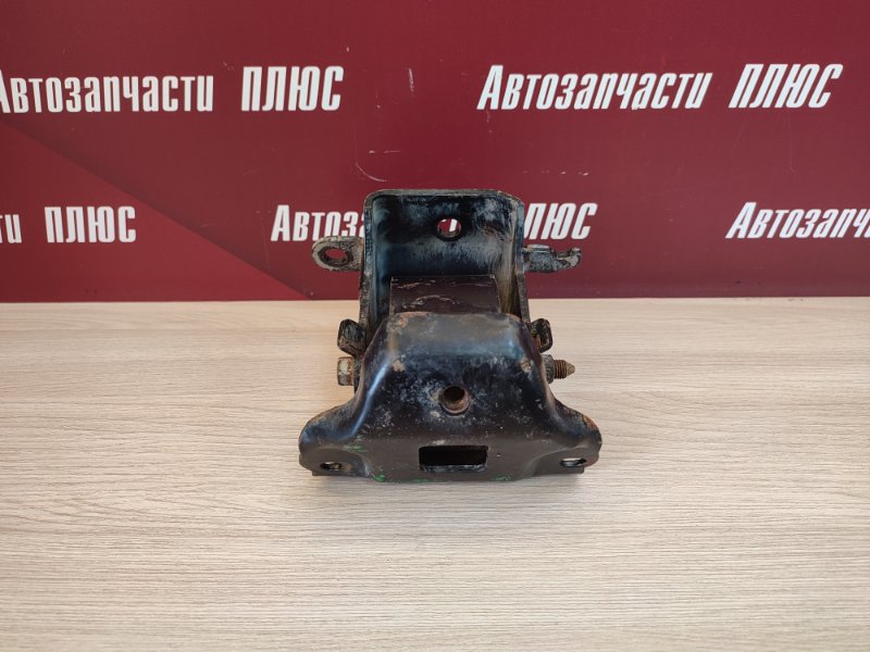 Опора двигателя