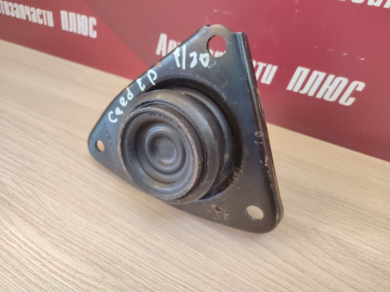 Опора двигателя