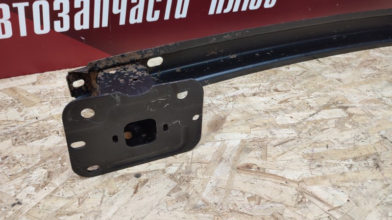 Усилитель бампера