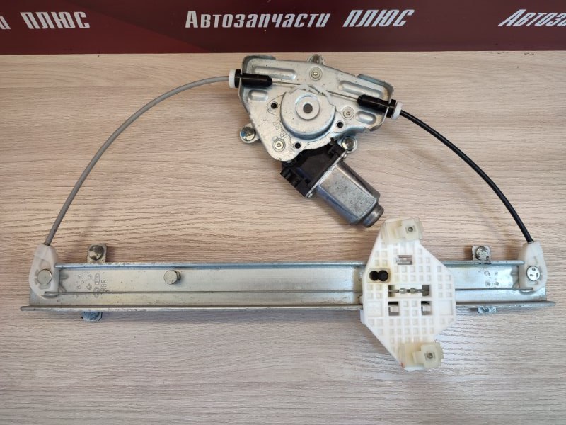 Стеклоподъемник    двери