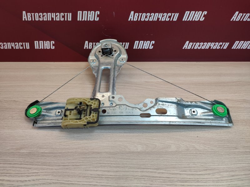 Стеклоподъемник    двери