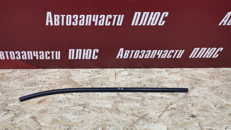 Уплотнитель стекла двери внешний
