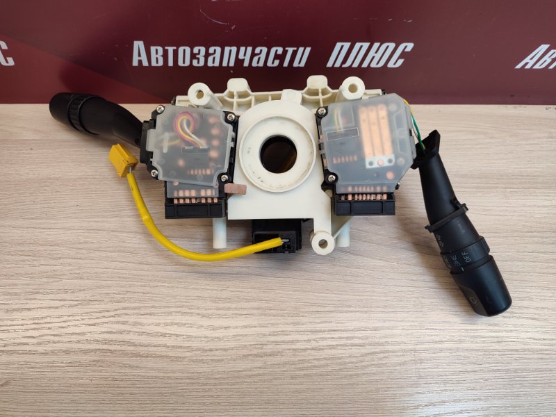 Подрулевой шлейф