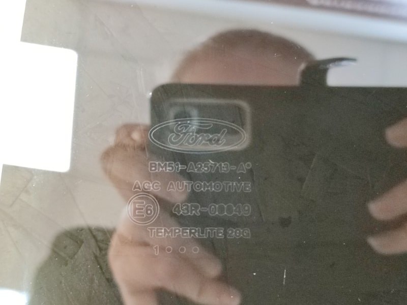 Стекло двери