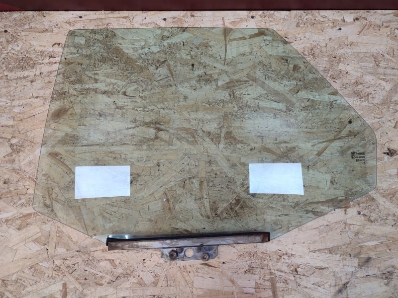 Стекло двери