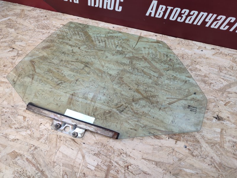 Стекло двери