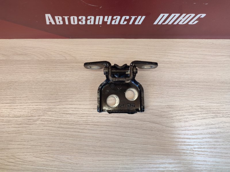 Петля двери