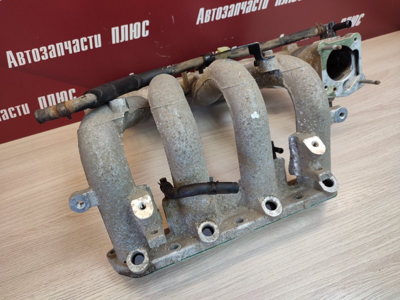 Впускной коллектор