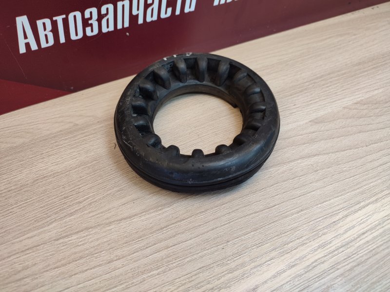 Верхняя опора    пружины