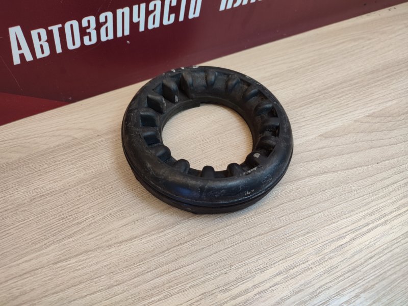 Верхняя опора    пружины