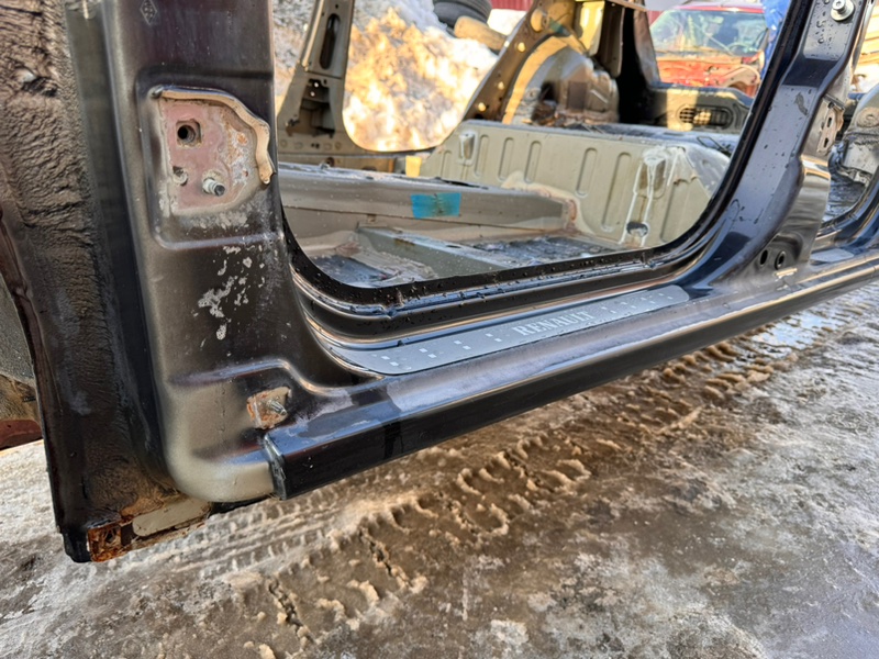 средняя стойка