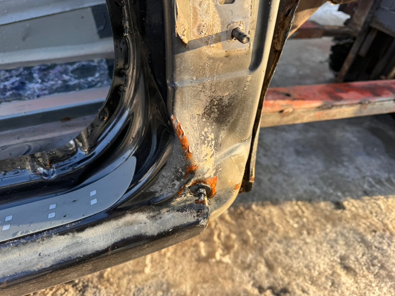 средняя стойка