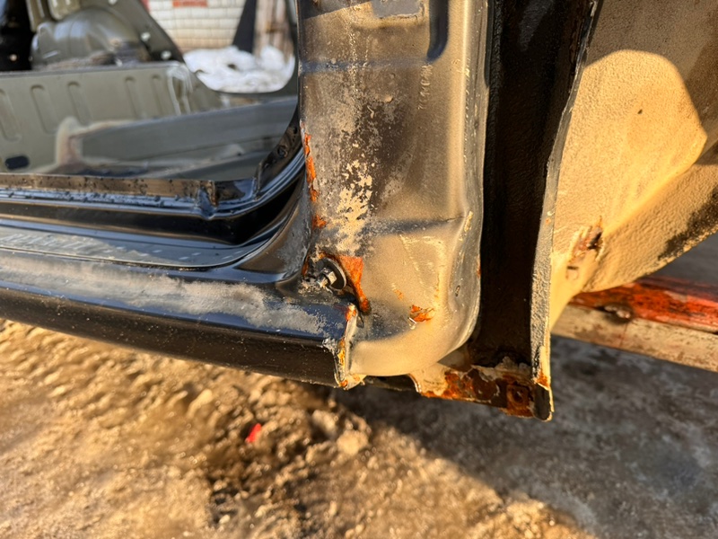 средняя стойка