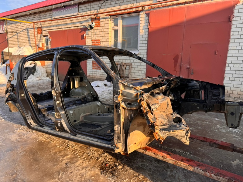 средняя стойка