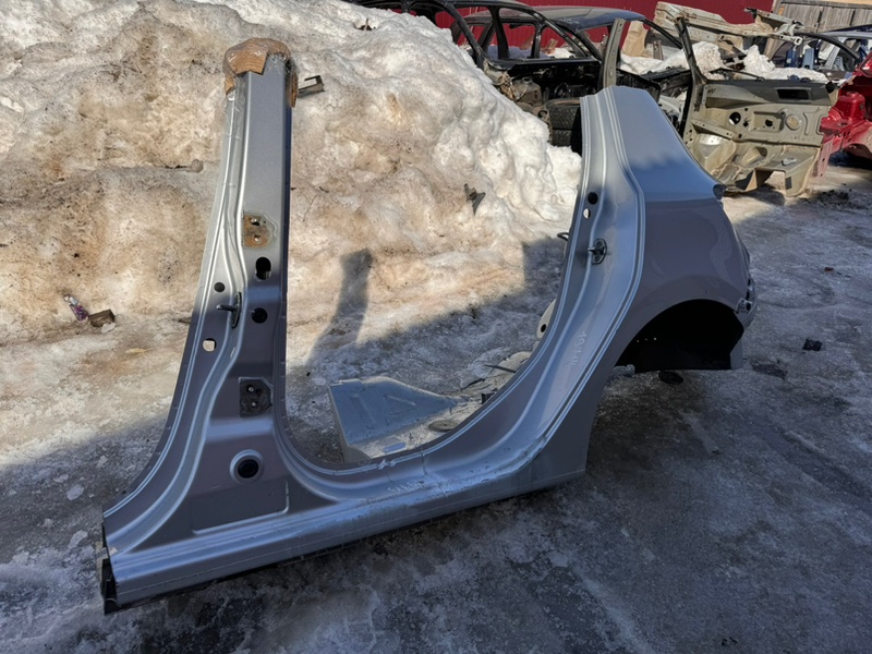 Боковина кузова