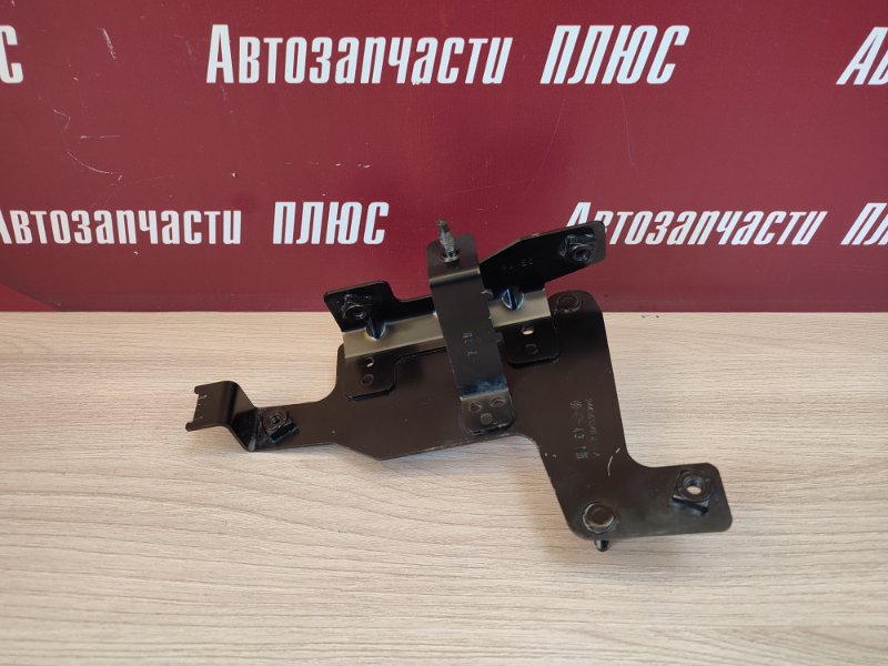 Кронштейн блока управления КПП