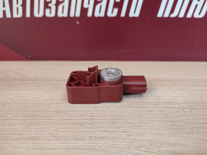 Датчик удара