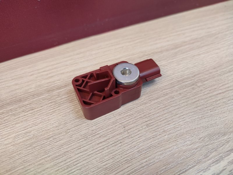 Датчик удара