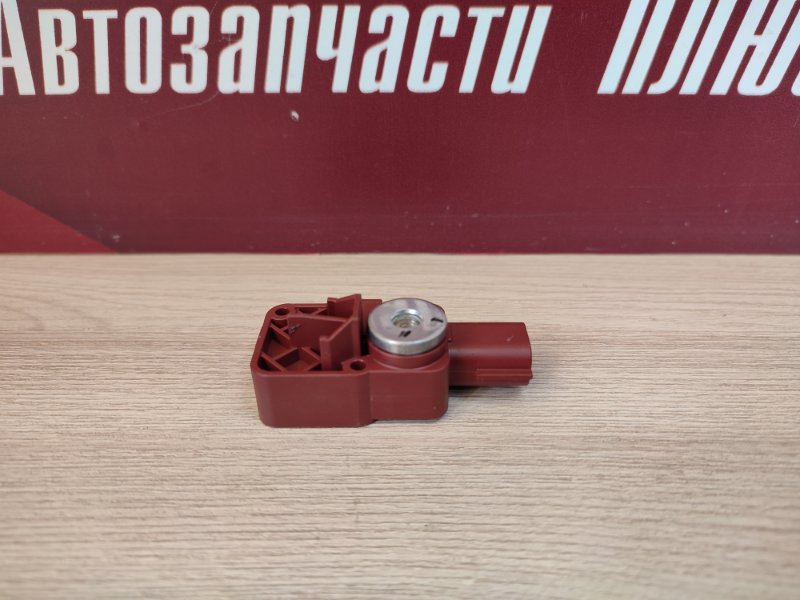 Датчик удара