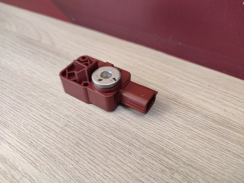 Датчик удара