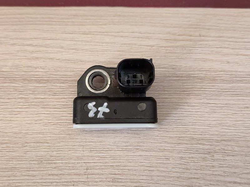 Датчик удара