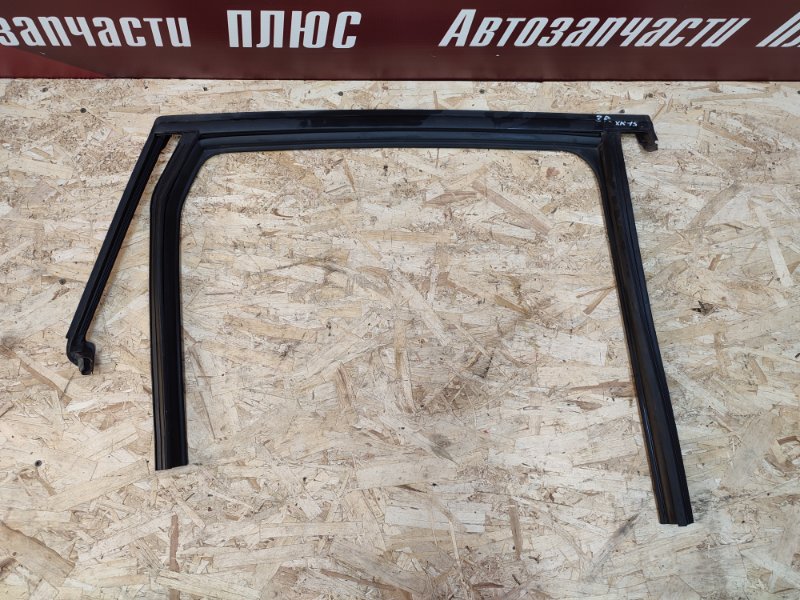 Уплотнитель рамки двери