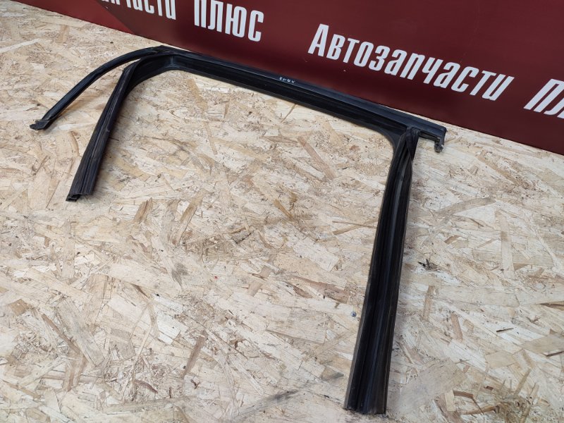 Уплотнитель рамки двери