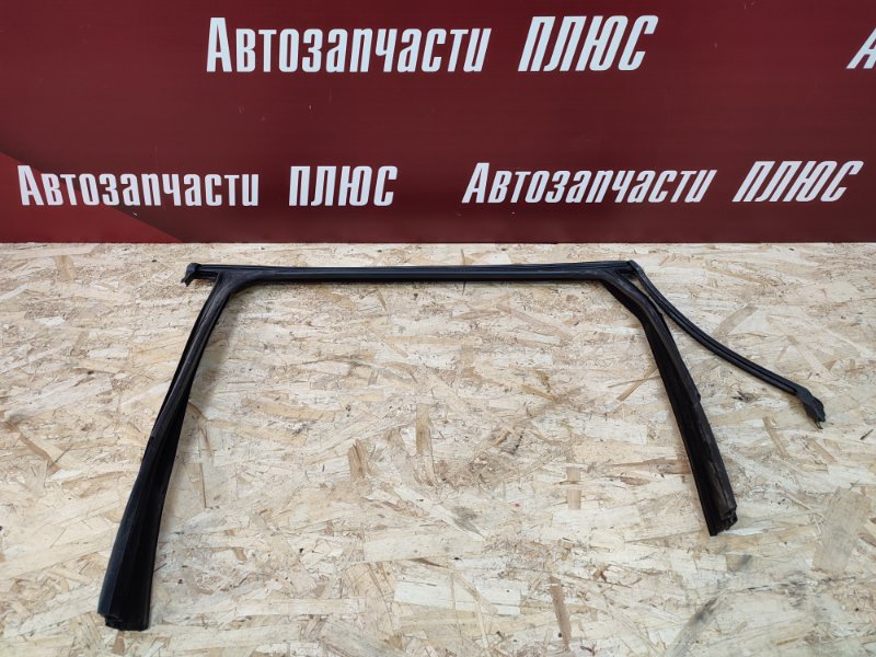 Уплотнитель рамки двери