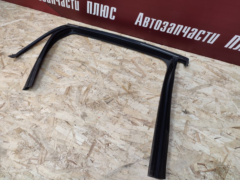 Уплотнитель рамки двери