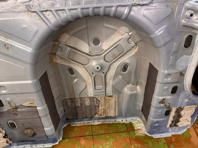 Задняя панель