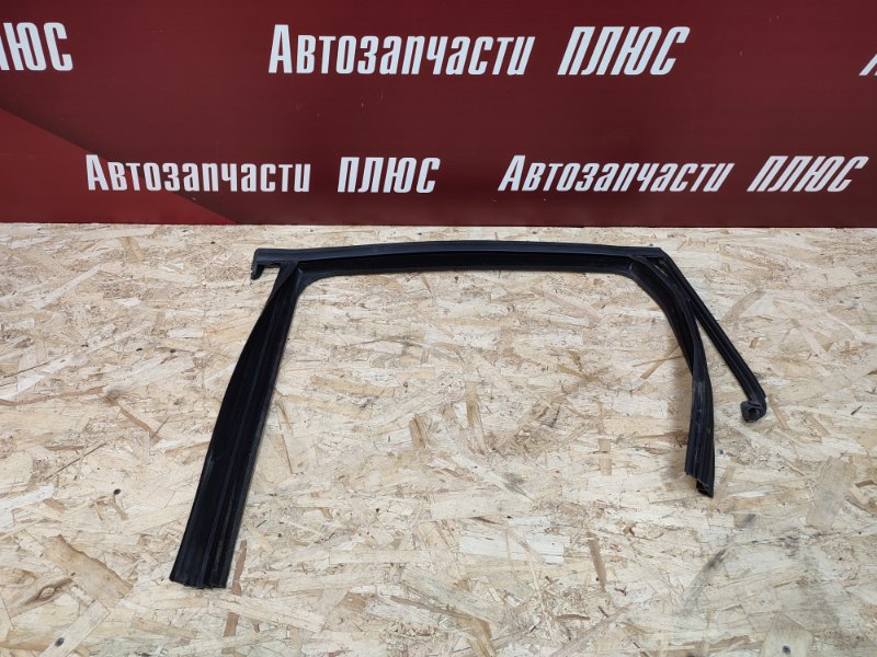 Уплотнитель рамки двери