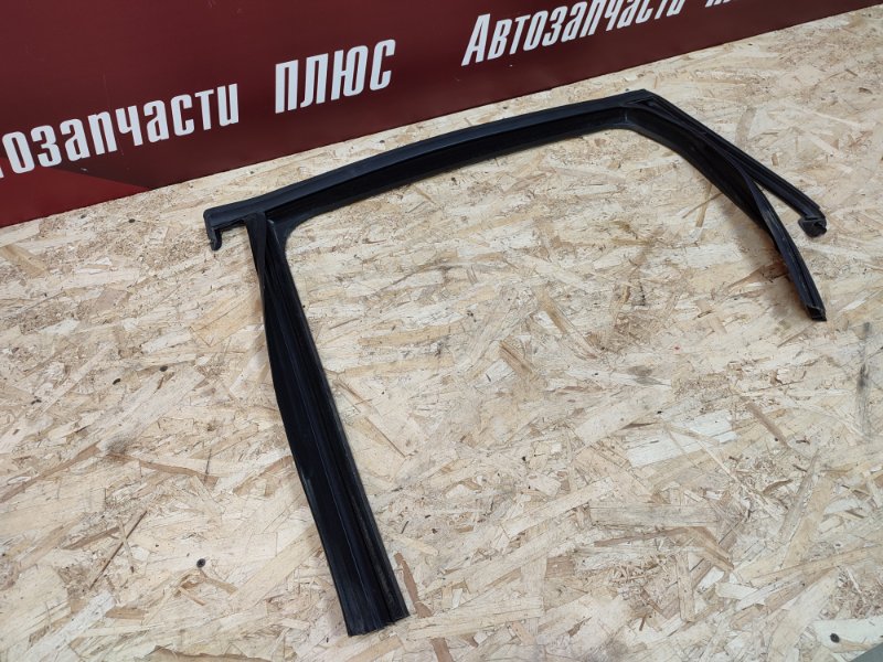 Уплотнитель рамки двери