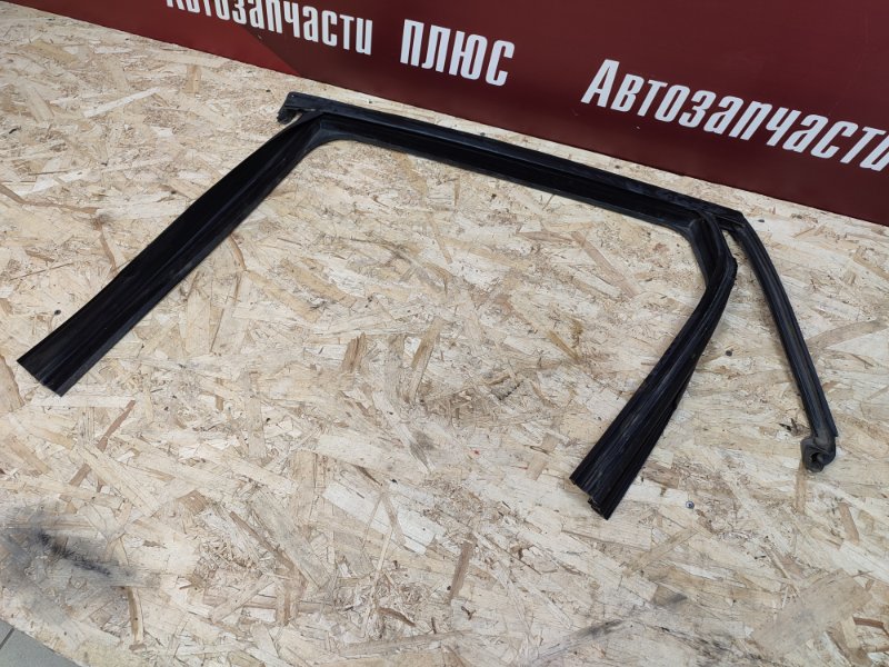 Уплотнитель рамки двери