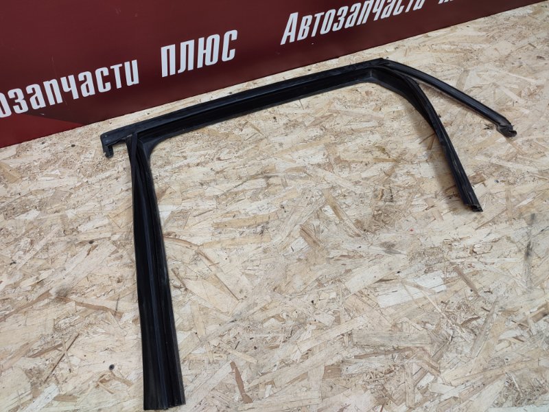 Уплотнитель рамки двери