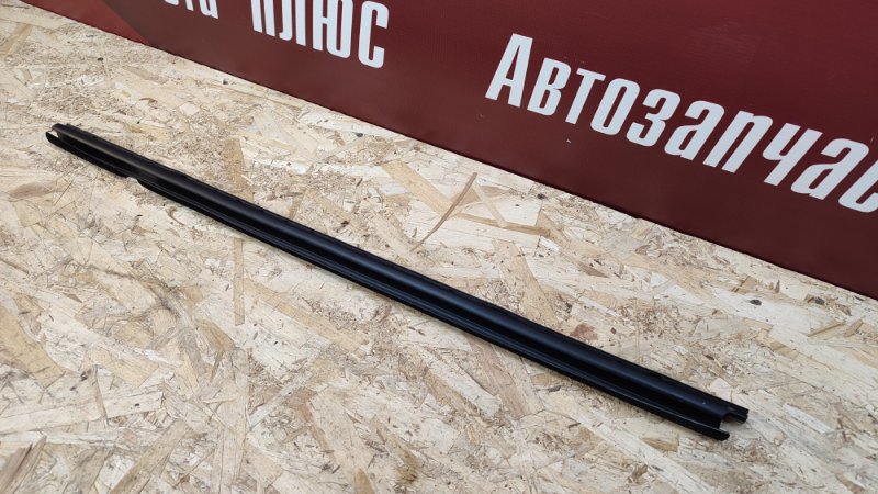 Уплотнитель стекла двери внутренний