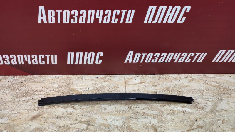 Направляющая стекла     двери