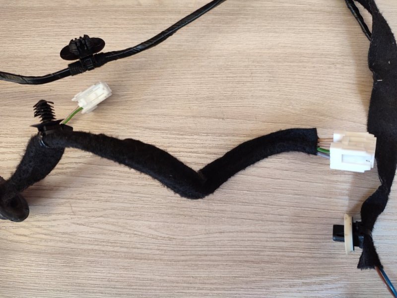 Проводка      двери