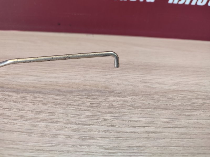 Тяга замка двери