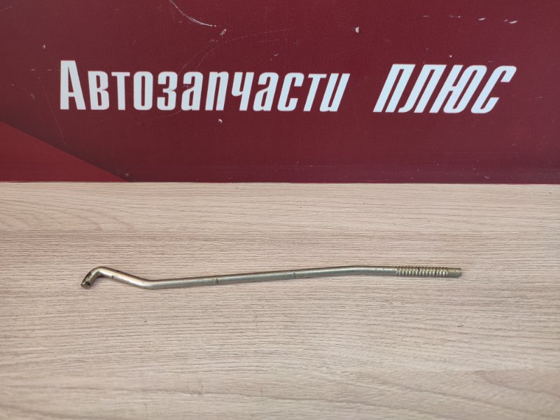 Тяга замка двери