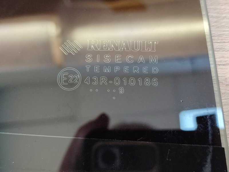 Форточка двери