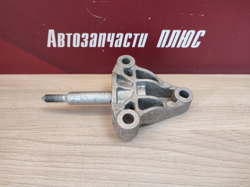 Кронштейн опоры кпп