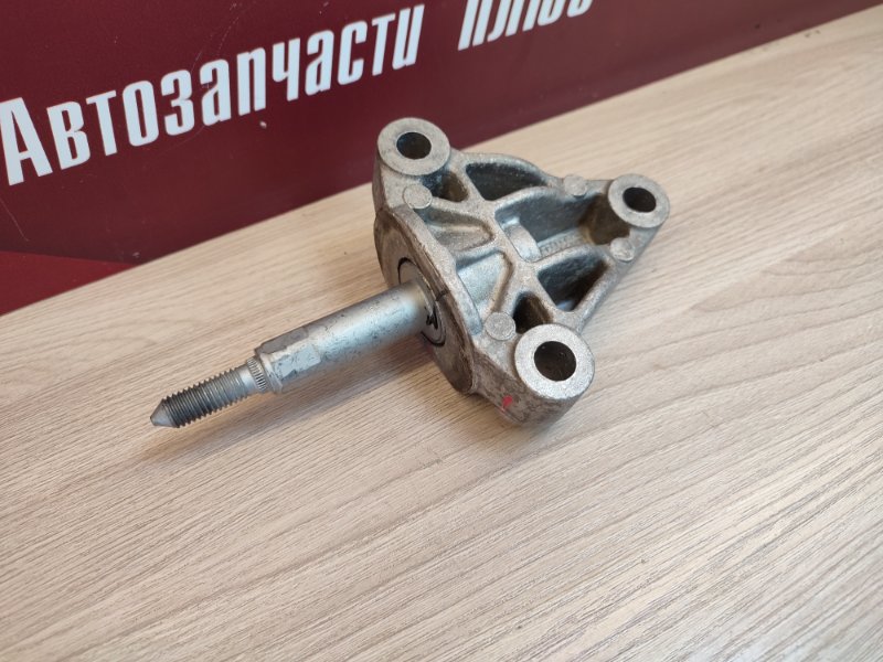 Кронштейн опоры кпп