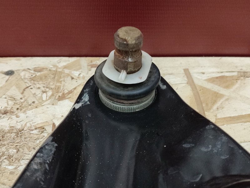 Рычаг подвески