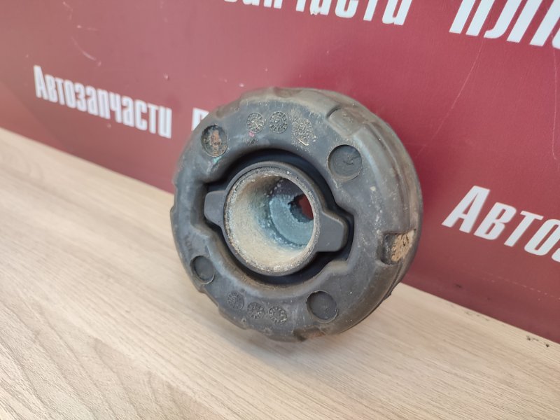 Опора двигателя