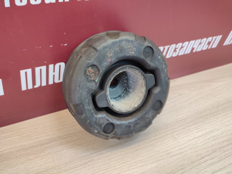 Опора двигателя