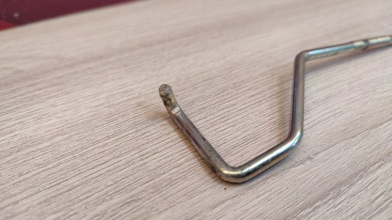 Тяга замка двери